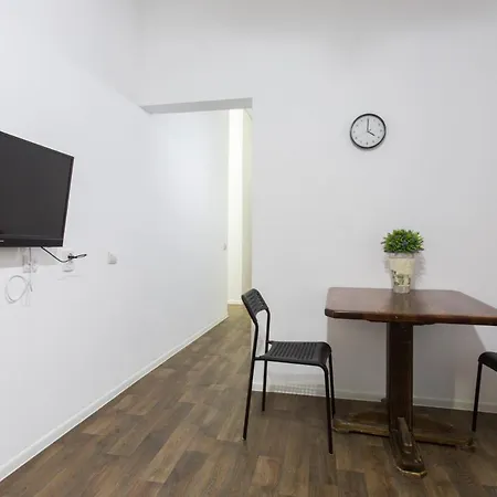 Апартаменти На Сковороди,3Б Kharkiv Exterior photo